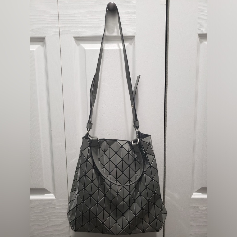 Metallic Geometry Bag - Picture 6 of 16